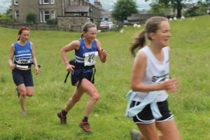 Mwy15Becky&VickyRunEF